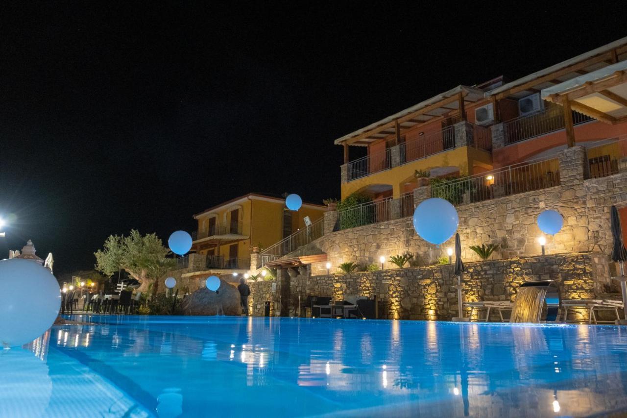 Cilento Holiday Village มอนเตกอริเช ภายนอก รูปภาพ